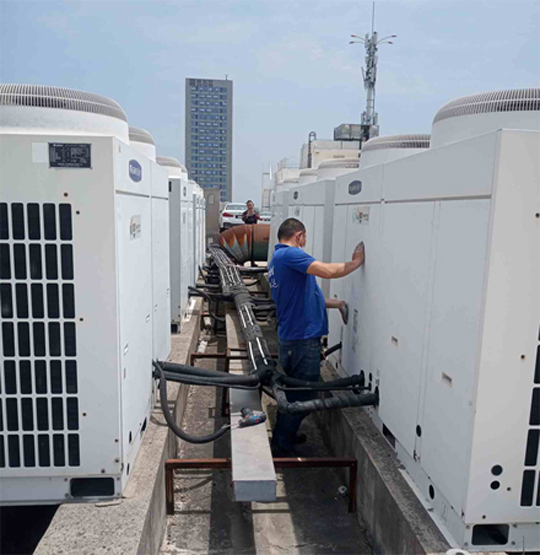 岳塘中央空调制热和不制冷系统维修方法